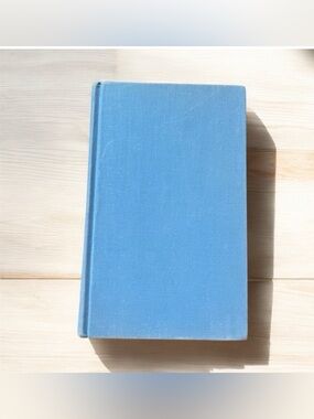 2/$30 Vintage Edition L'ABRI Hard Cover Book Edith Schaffer 1970 Religion God